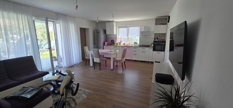 Vila 2025 de vanzare cu 4 camere in Breaza